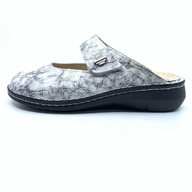 FINN COMFORT Pantoletten weiss