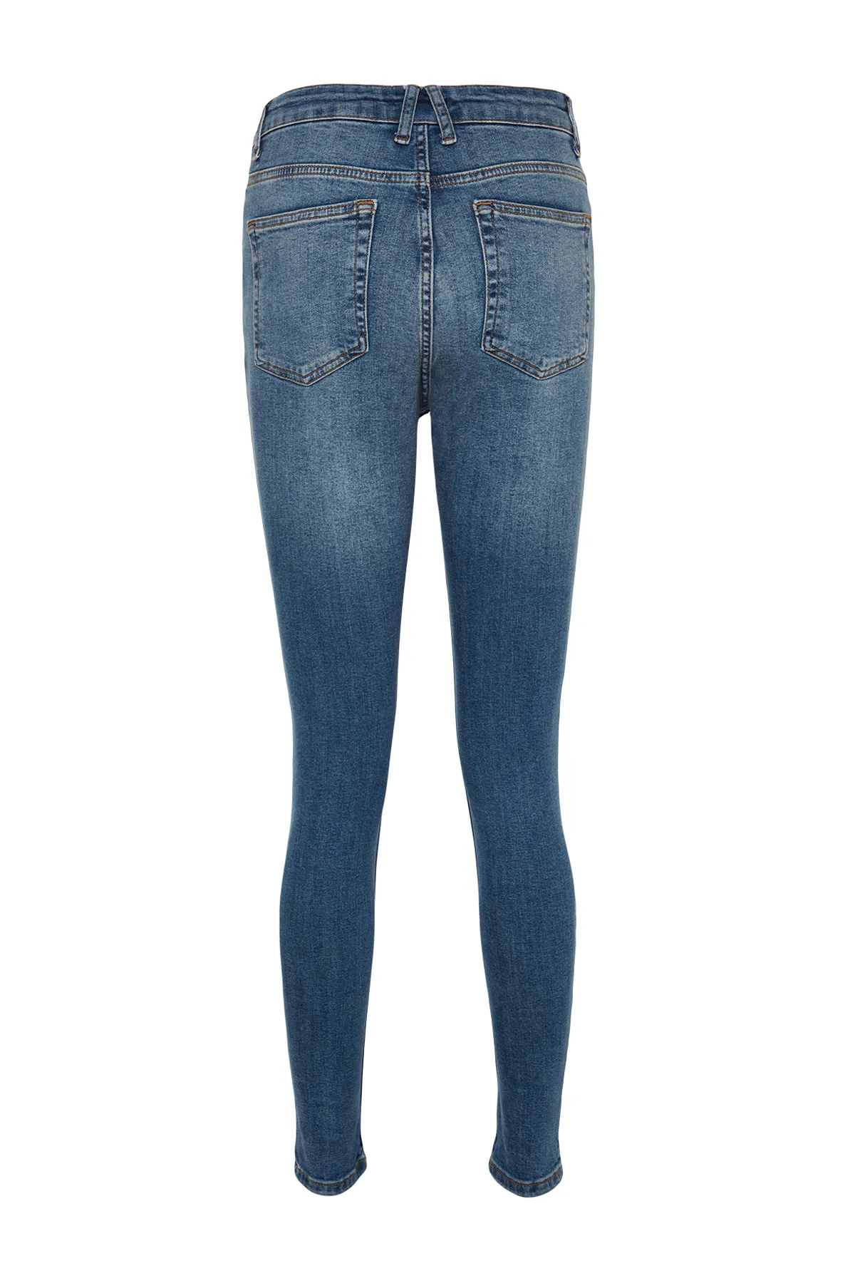 Trendyol Collection  Blaue Röhrenjeans mit normaler Taille TWOAW24JE00067