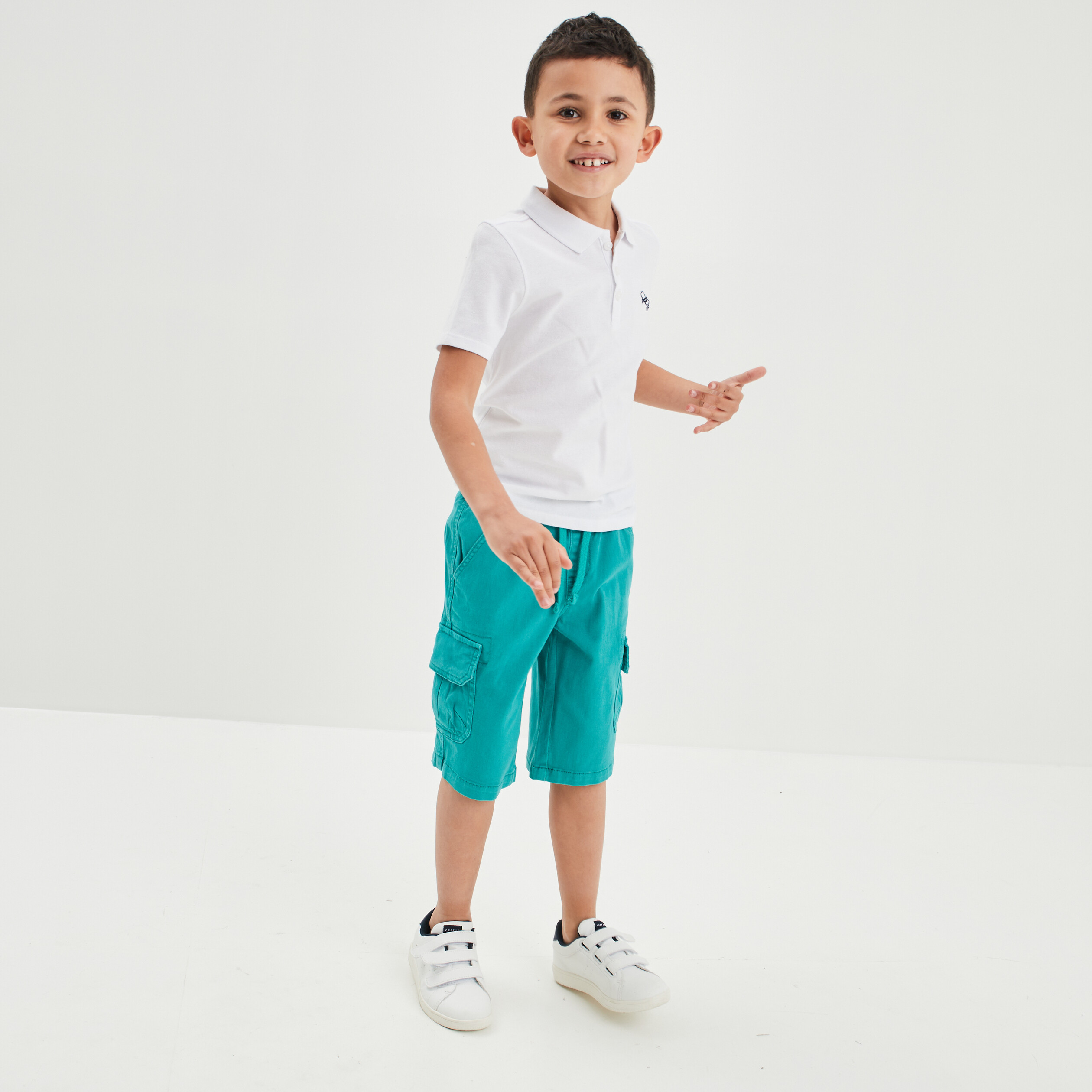 Polo manches courtes à détail brodé blanc garçon | La Halle