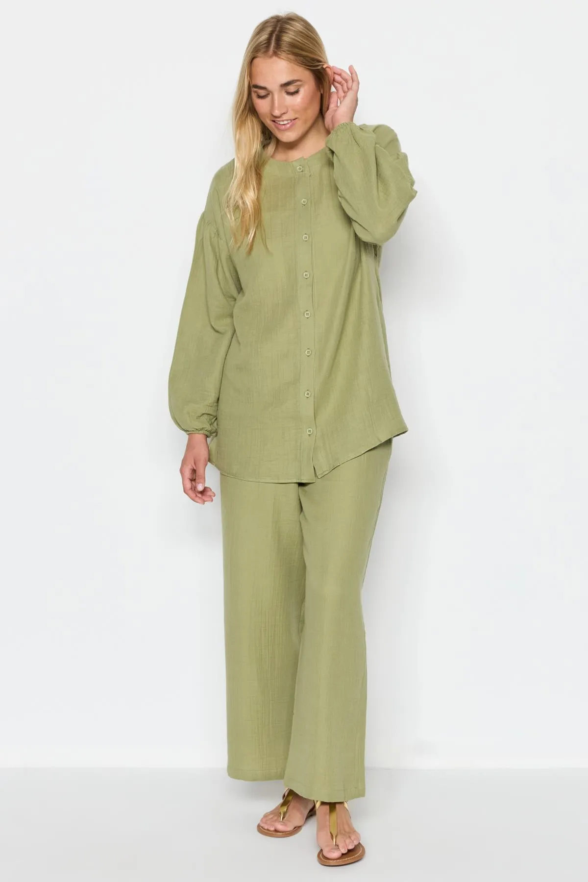 C&City  Hemd-Hosen-Set aus Bio-Baumwoll-Musselin 9123 Khaki