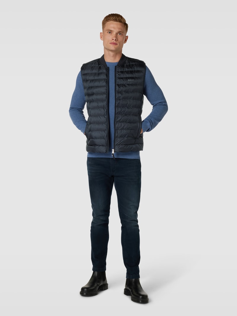 Steppweste mit Label-Print in schwarz