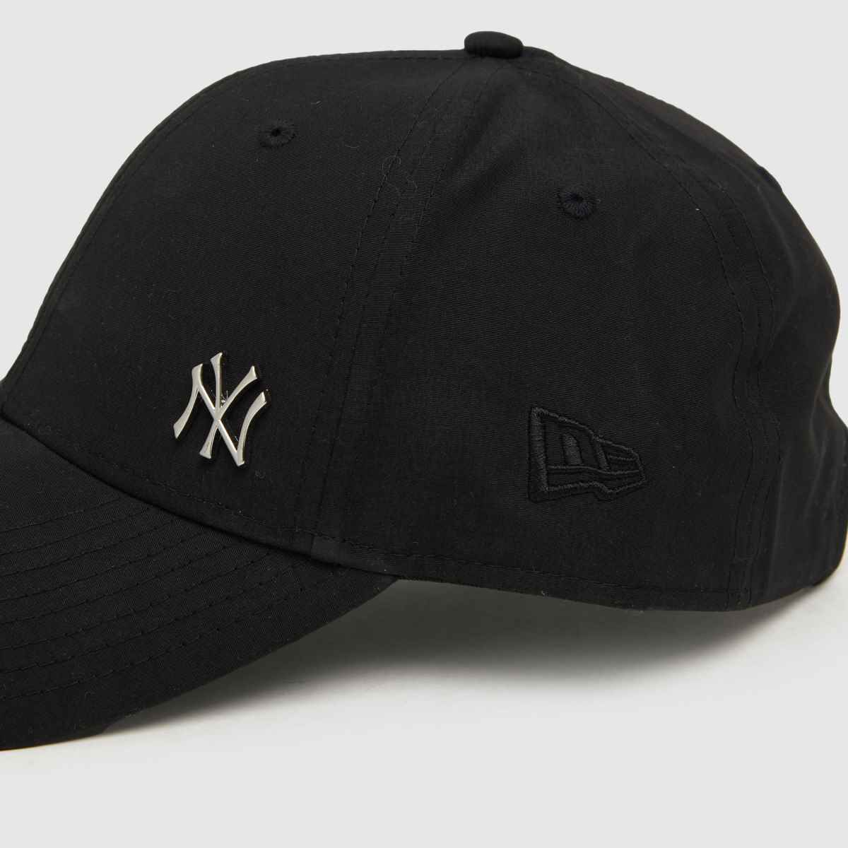 New Era fekete, hibátlan 9forty sapka
