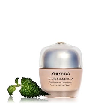 Shiseido Future Solution LX Total Radiance SPF 15 Flüssige Foundation-30 ml