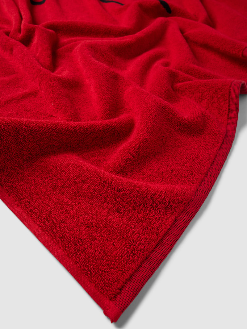 Handtuch mit Label-Detail in rot