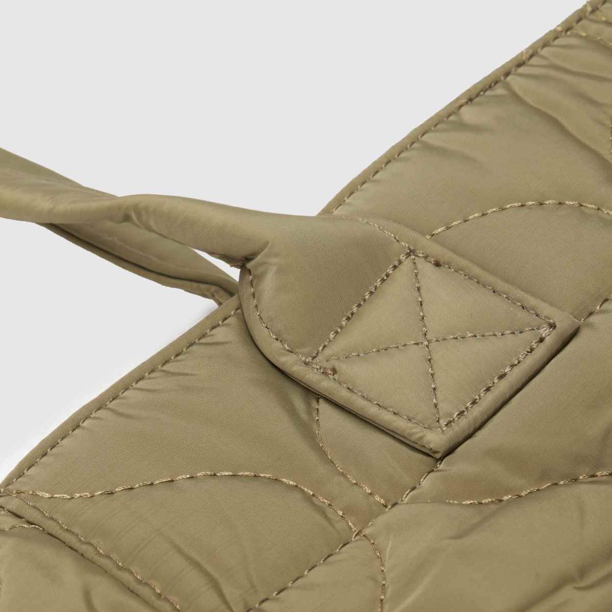 Schuh khaki quiltad Jolie-väska