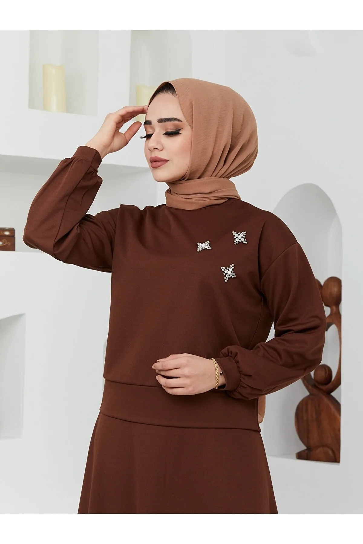 VOLT CLOTHİNG  Steinbestickter Rockanzug
