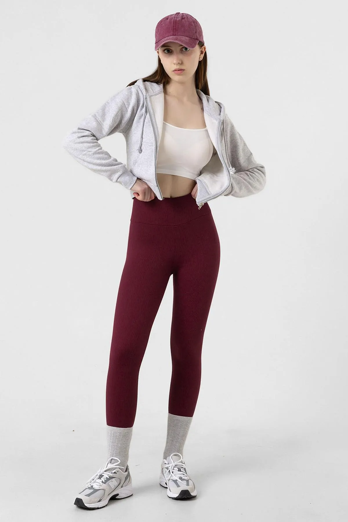 Domoda  Innenseite aus bordeauxrotem Fleece, elastisch, erhöht, gerippt, Interlock-Winterstrick-Leggings mit Raffung @verona
