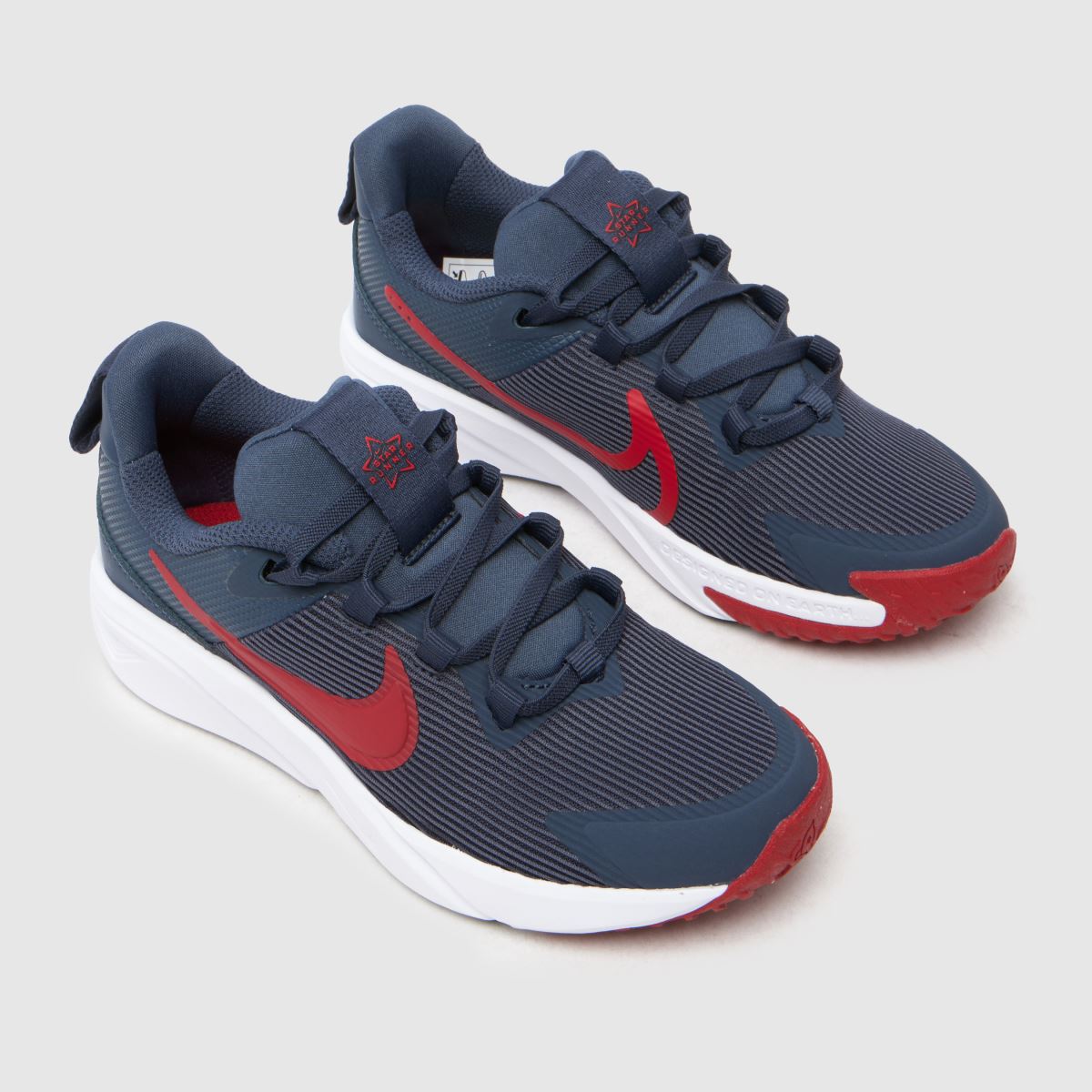 Športni copati Nike Star Runner 4 za fante in otroke