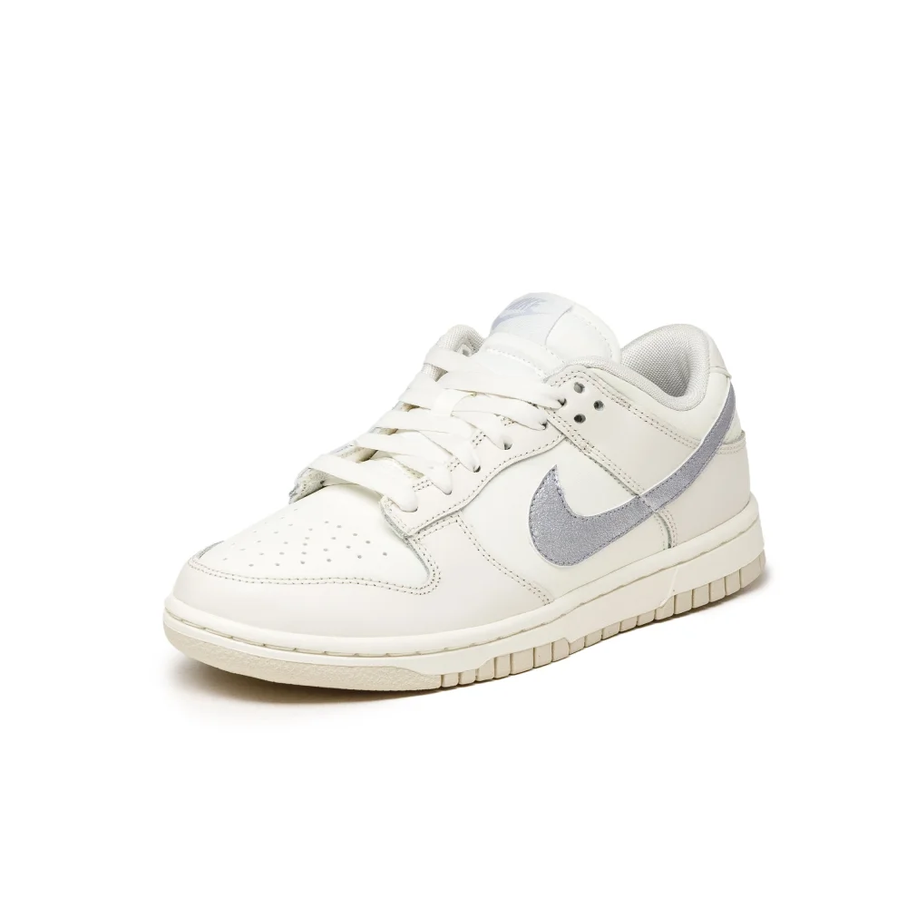 Nike Dunk Low DX5930-100 / weiss