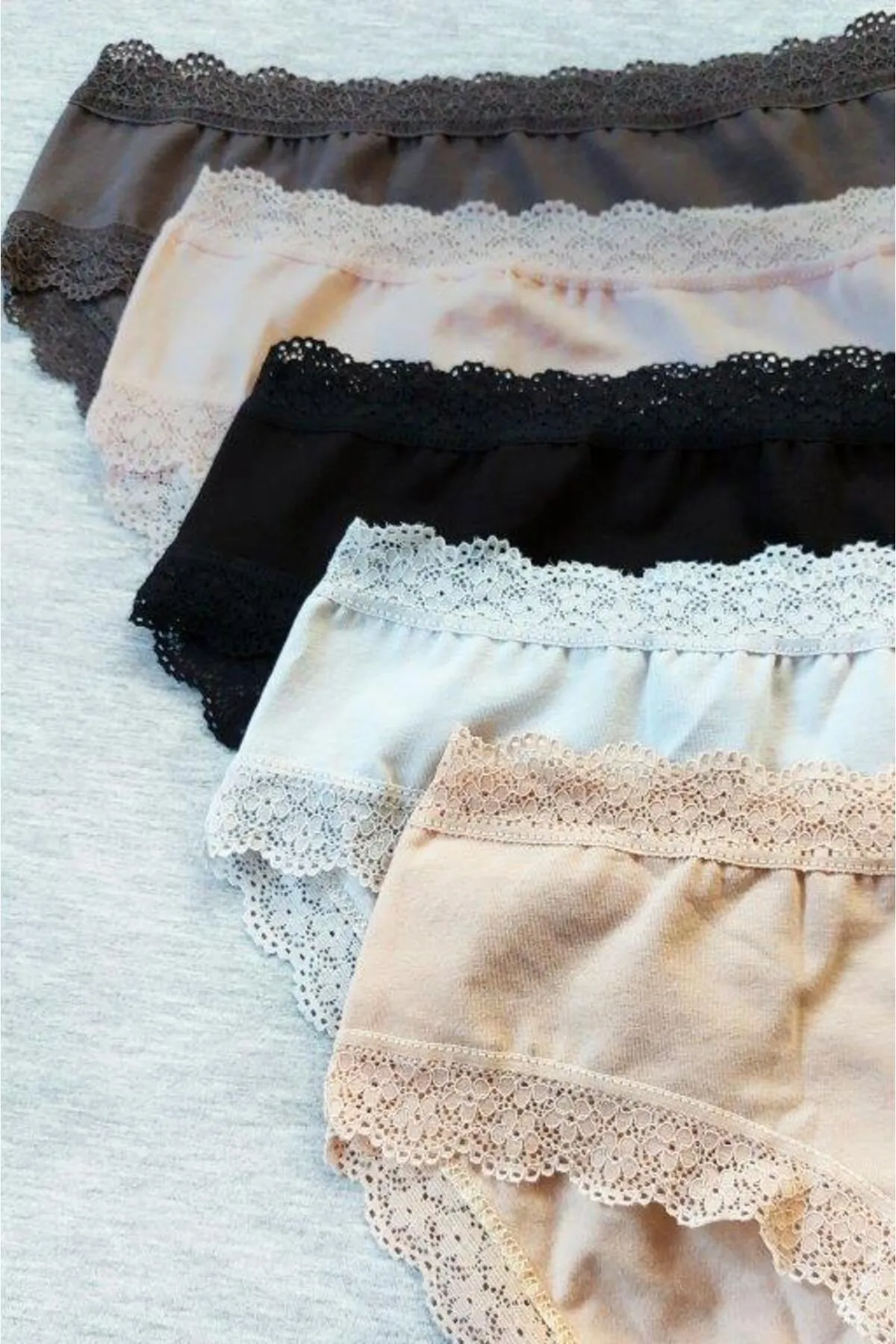 Sensu  Damen-Slip-Höschen mit Spitzenmuster, gemischte Farben, 5-l-Packung, Set KTS3070-5