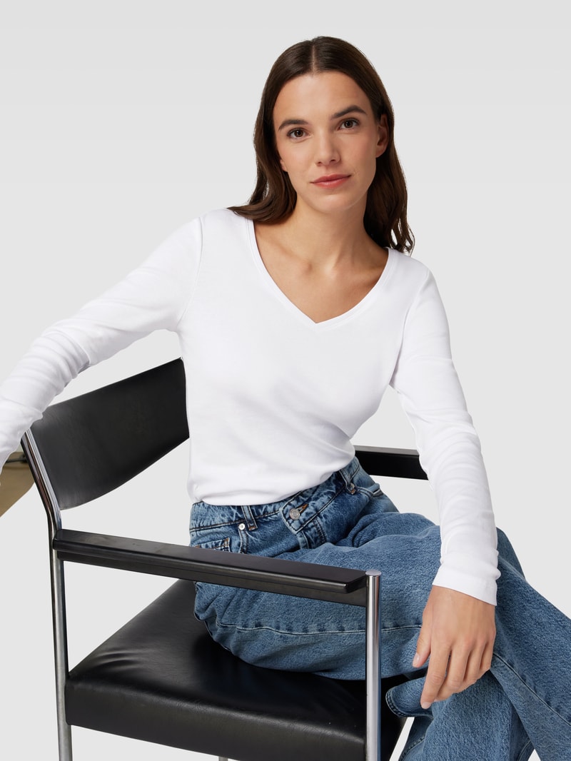 Longsleeve mit V-Ausschnitt in weiß