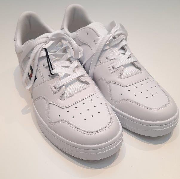 TOMMY HILFIGER Freizeit Schnürer weiss TOMMY JEANS RETRO BASKET