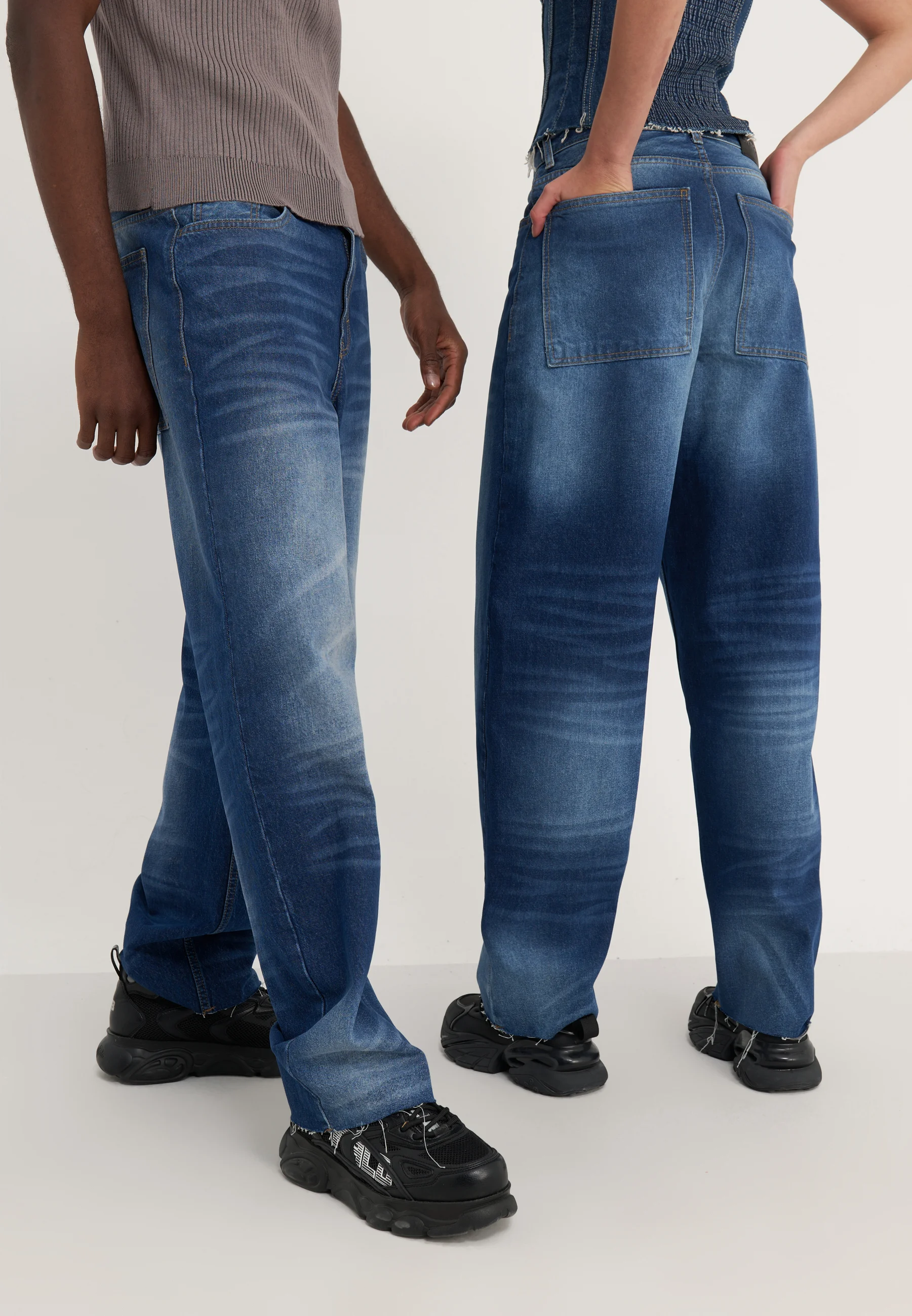 YOURTURN UNISEX - Vaqueros holgados
