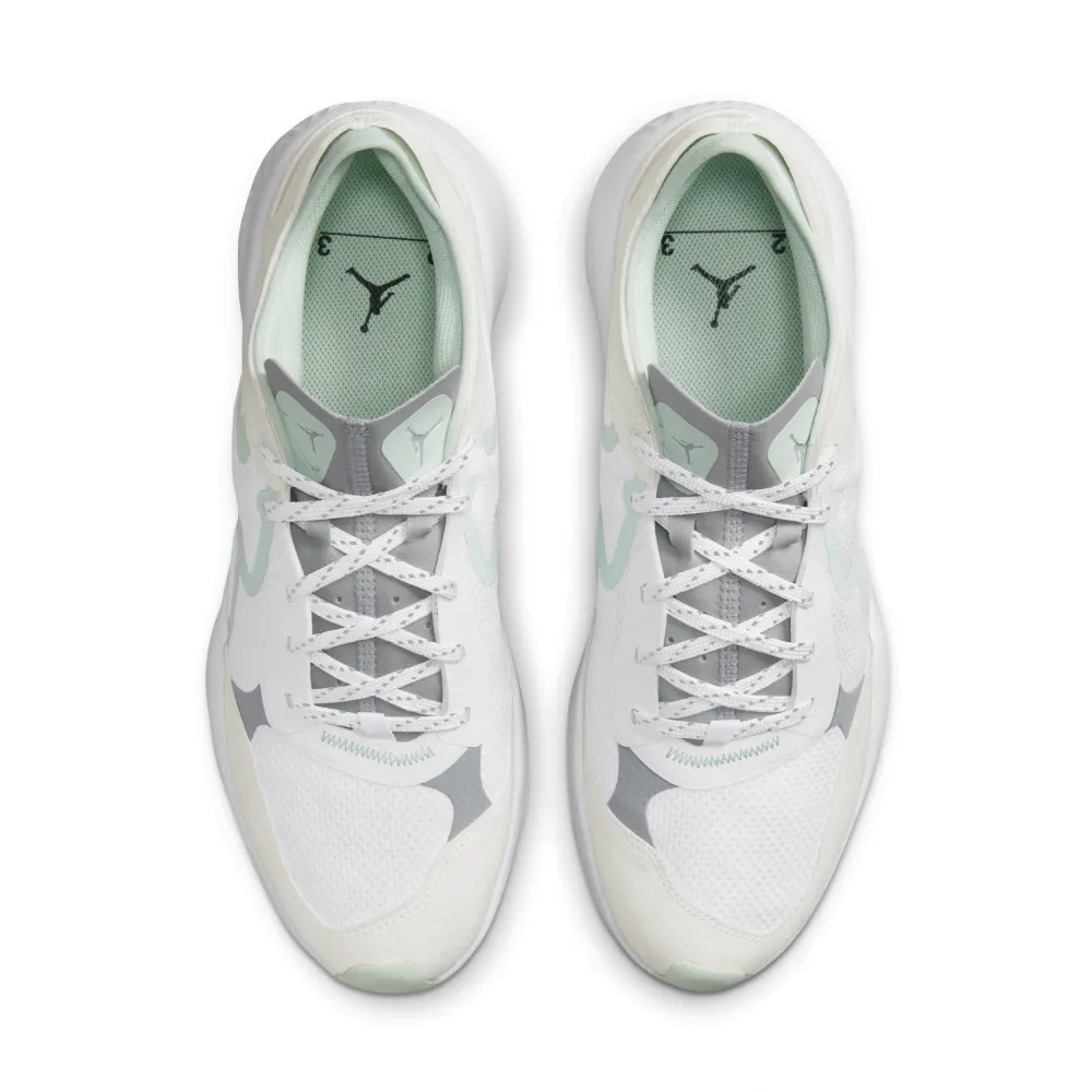 NIKE JORDAN Delta 3 Low DN2647-103 / weiss