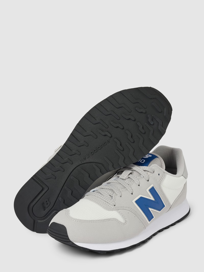 Sneaker mit Kontrastbesatz in mittelgrau