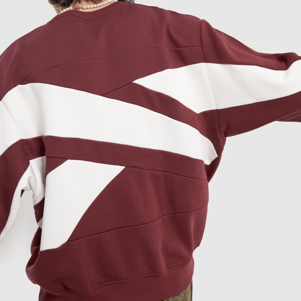 Reebok – Klassisk sweatshirt i vinröd