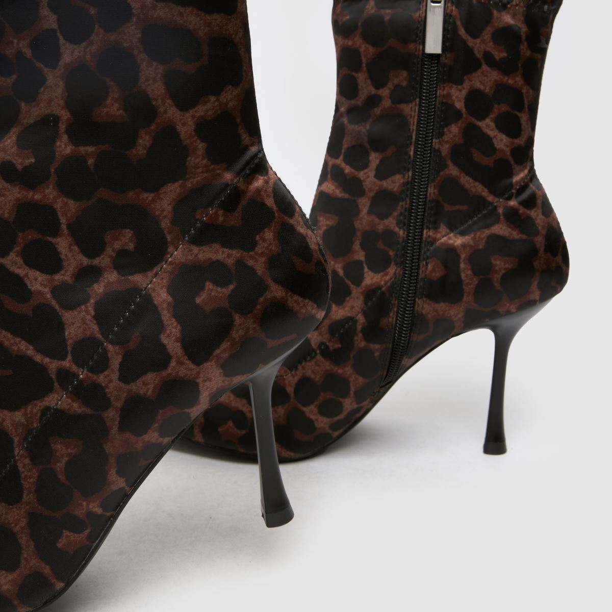 Schuh babette point csizma bézs és barna színben
