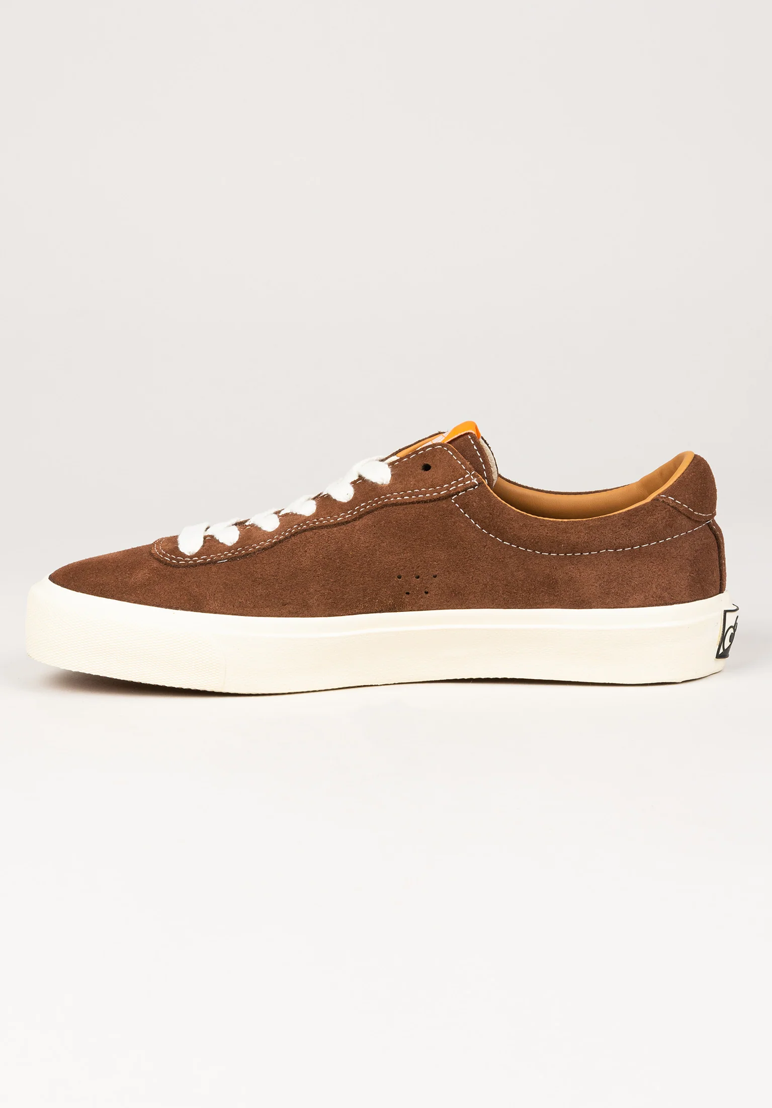 VM001 Suede Low