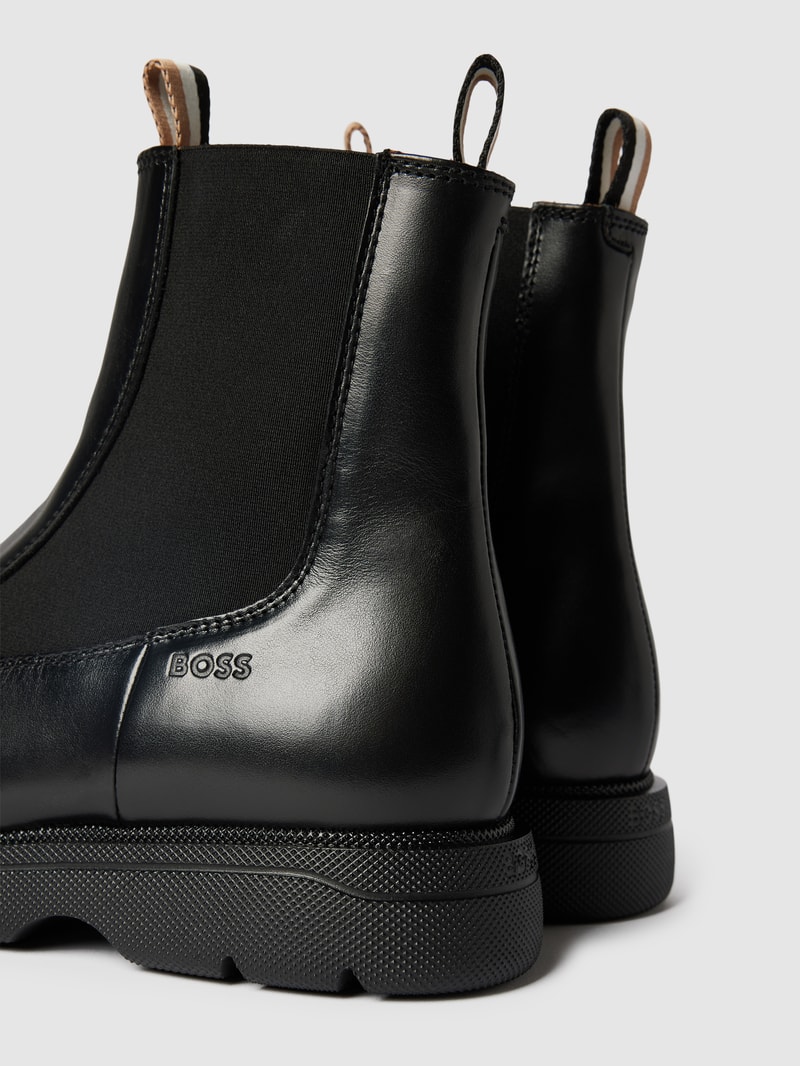 Chelsea Boots mit Label-Details Modell 'Jacob' in schwarz