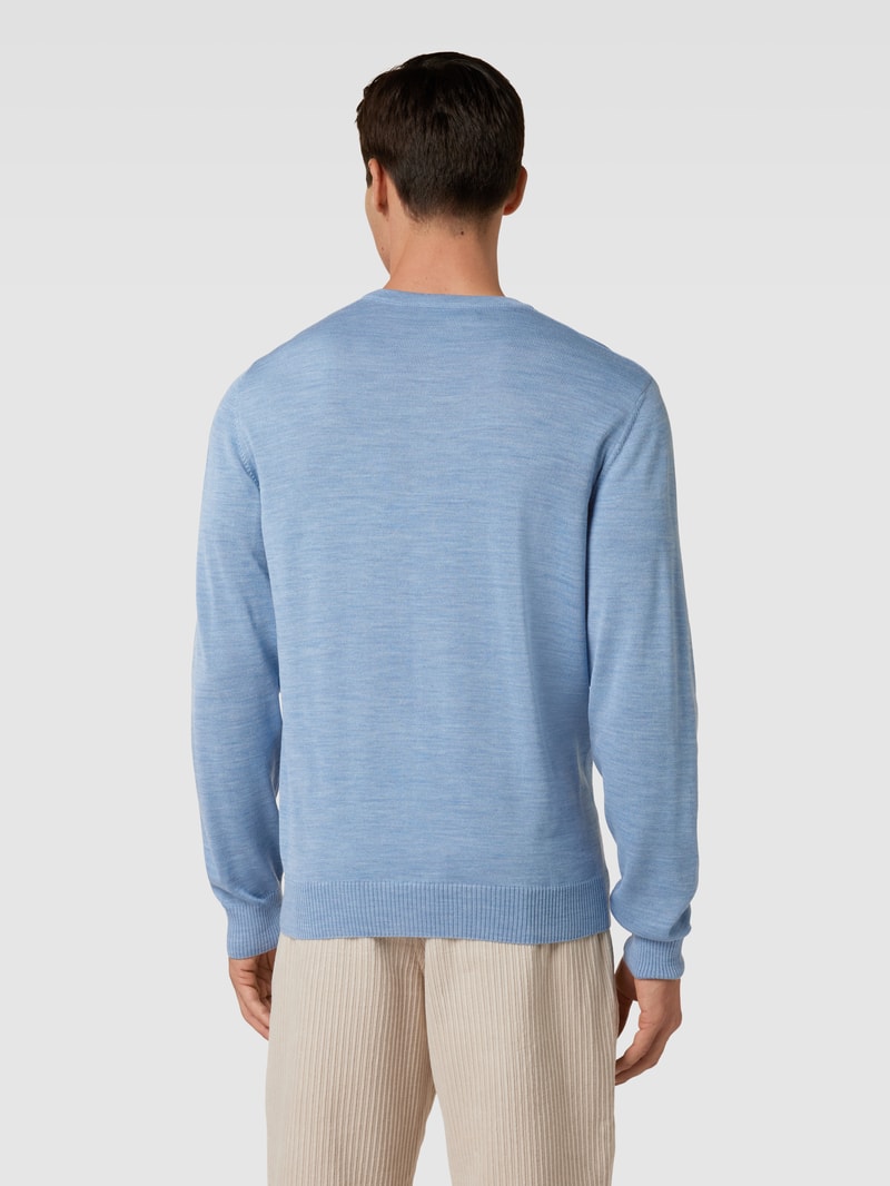 Strickpullover mit Label-Patch in hellblau