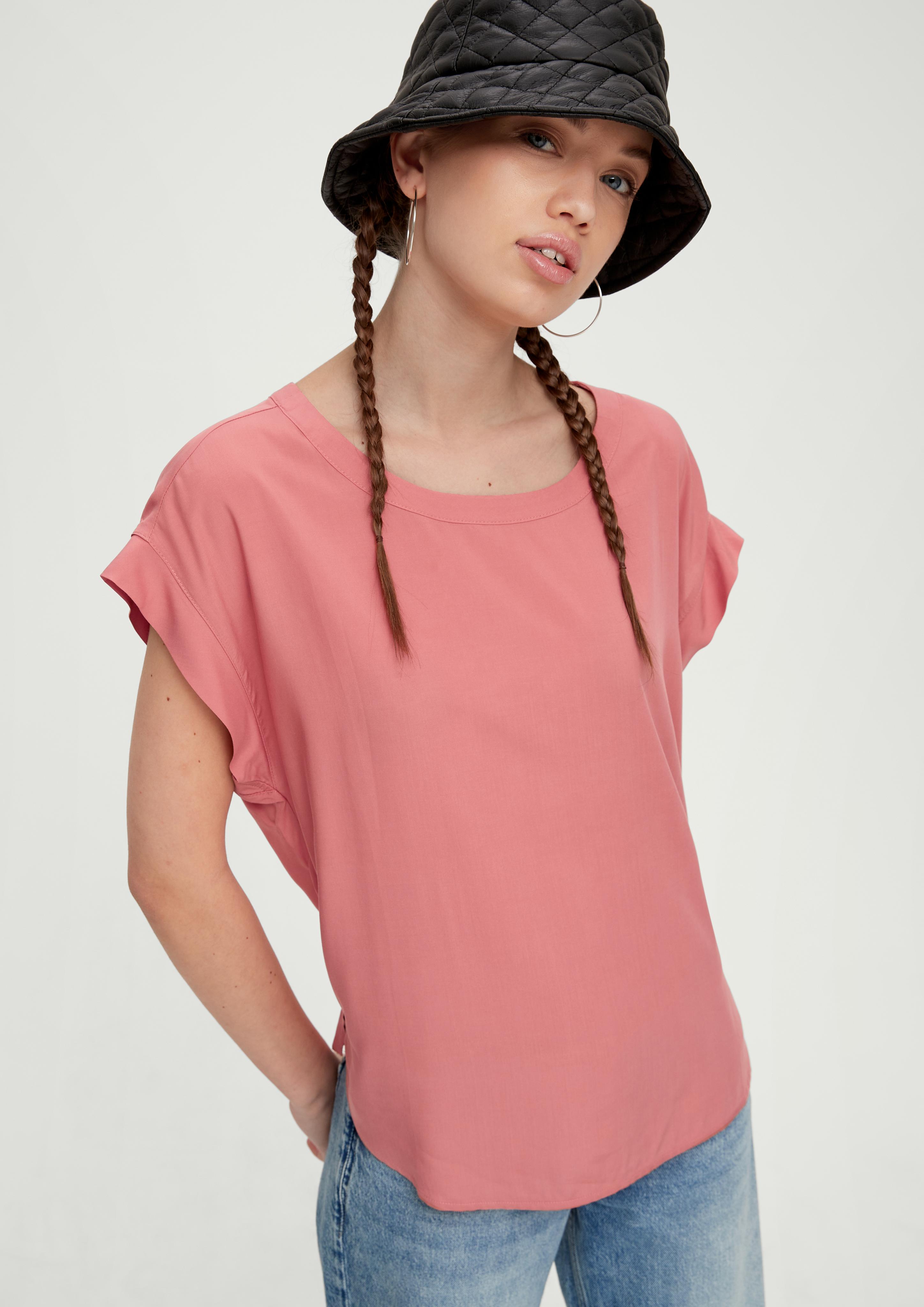 Viskosebluse mit Rückenschlitz  2130825-2069