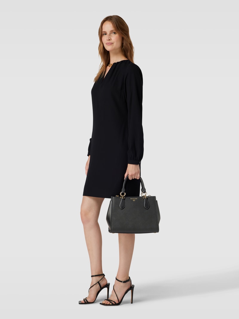 Handtasche mit Label-Detail Modell 'MARILYN' in schwarz