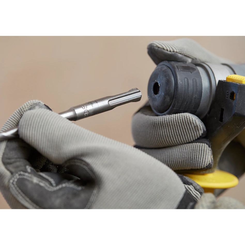 Stanley SFMCH900B FATMAX® V20 akkus fúrókalapács szénkefe nélküli SDS-Plus 18 Volt akkumulátorok és töltő nélkül