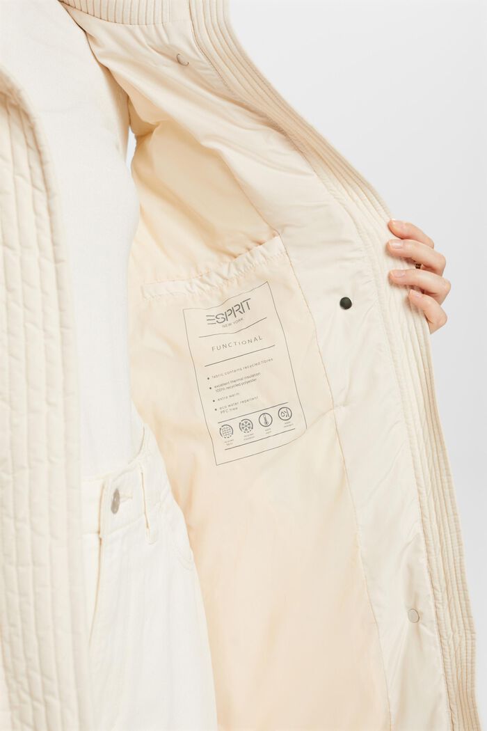 Recycelt: Lange Pufferweste