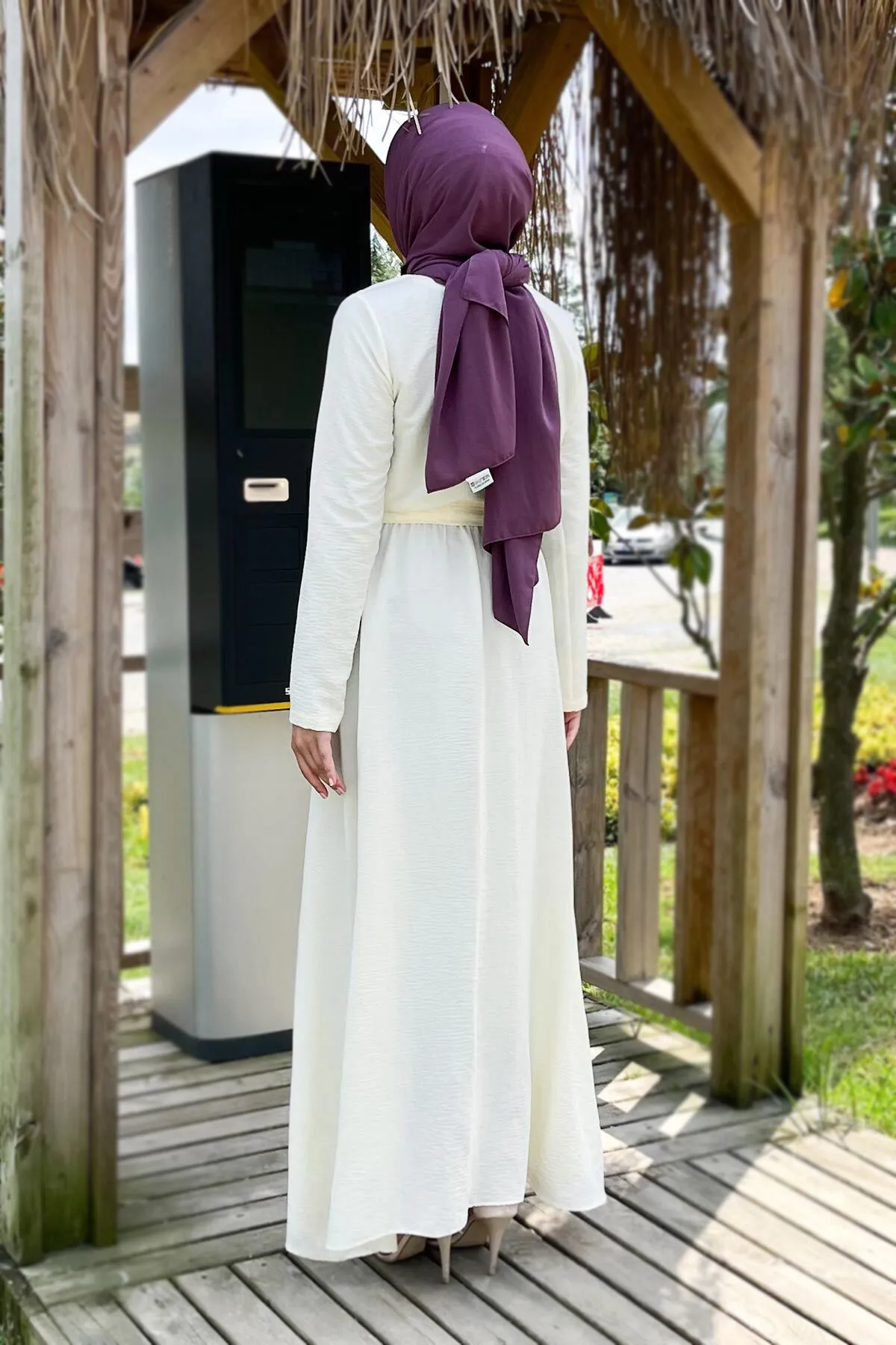 Tesettür Dünyası  Ayrobin Kleid Tsd220540 Beige