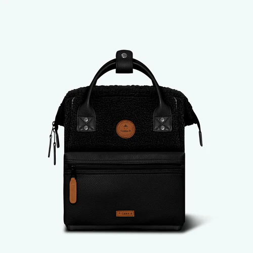 Tara Masjid black medium front pocket