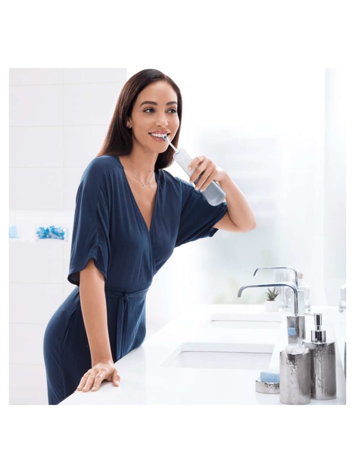 Oral-B Oral-B AquaCare 6 Munddusche in Weiß günstig kaufen Anzahl: 1 Set