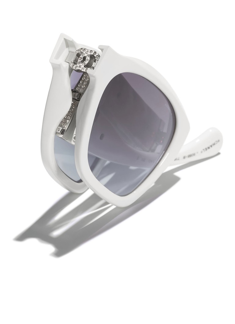 CHANEL ROUND SUNGLASSES