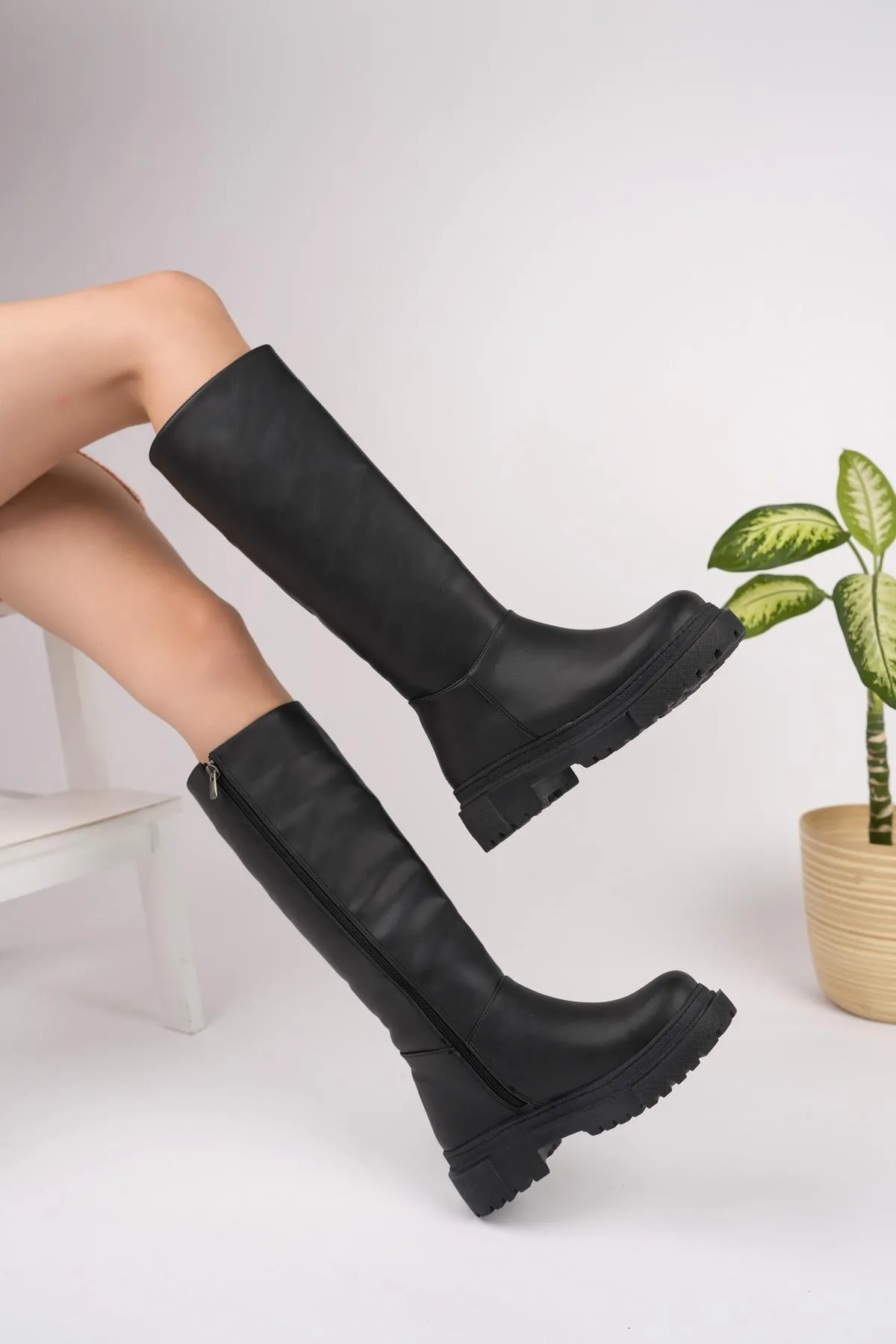 MUGGO  Bery Damen-Stiefel mit dicker Sohle