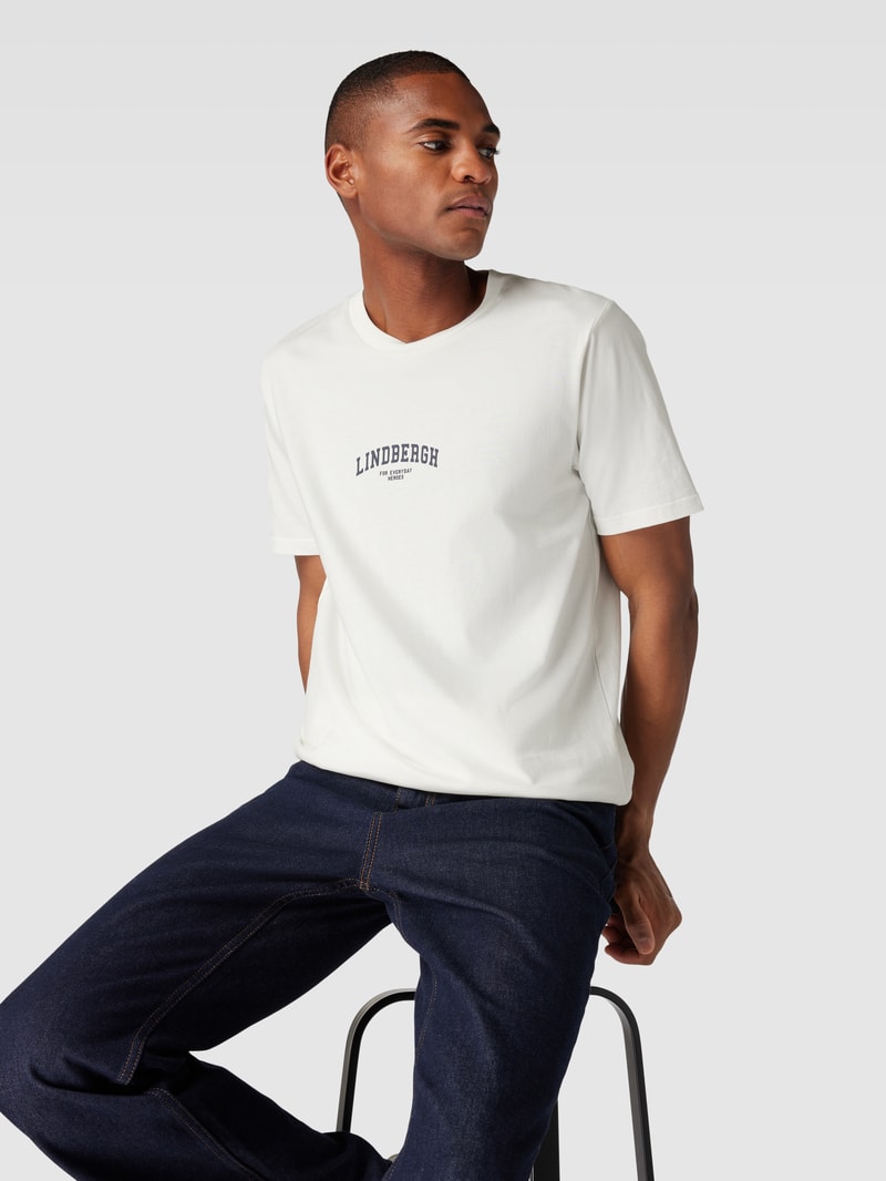 T-Shirt mit Label-Print und Rundhalsausschnitt in offwhite