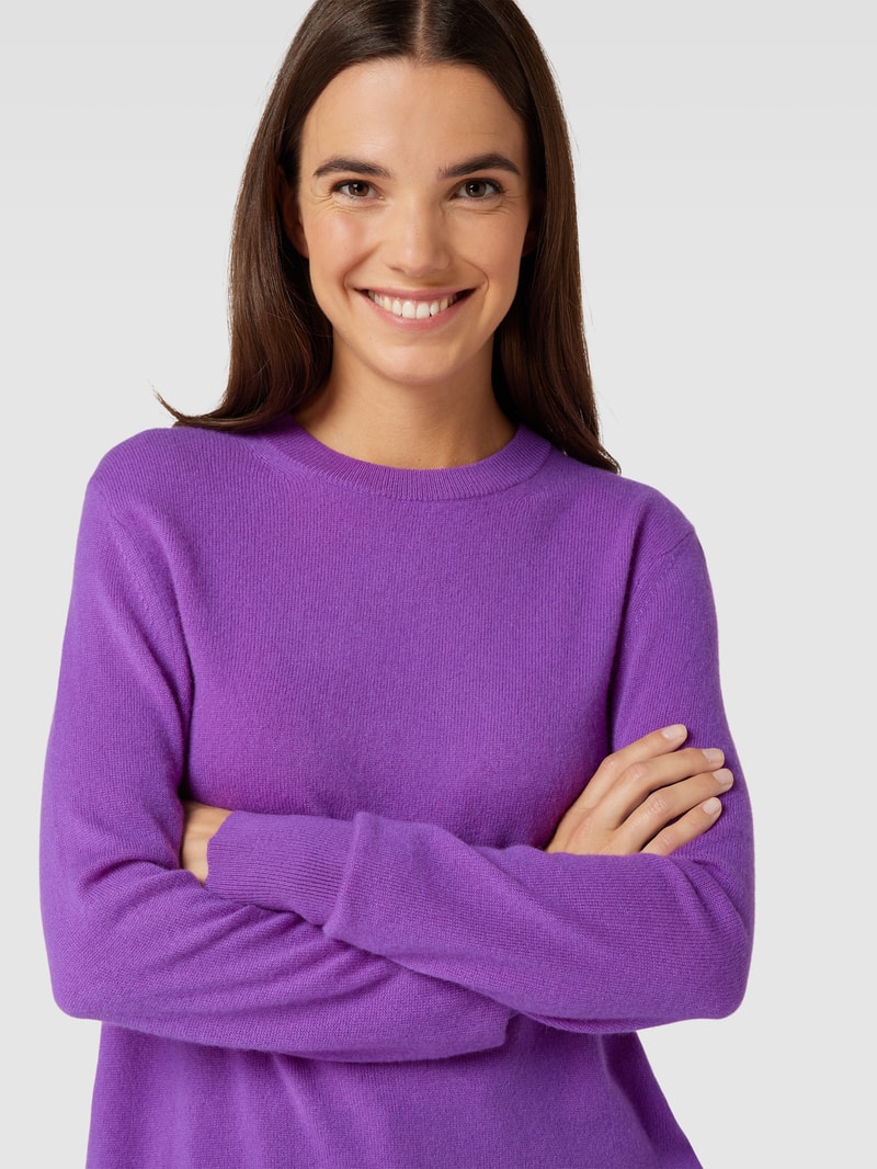 Kaschmirpullover in Strick-Optik mit Rundhalsausschnitt in violett