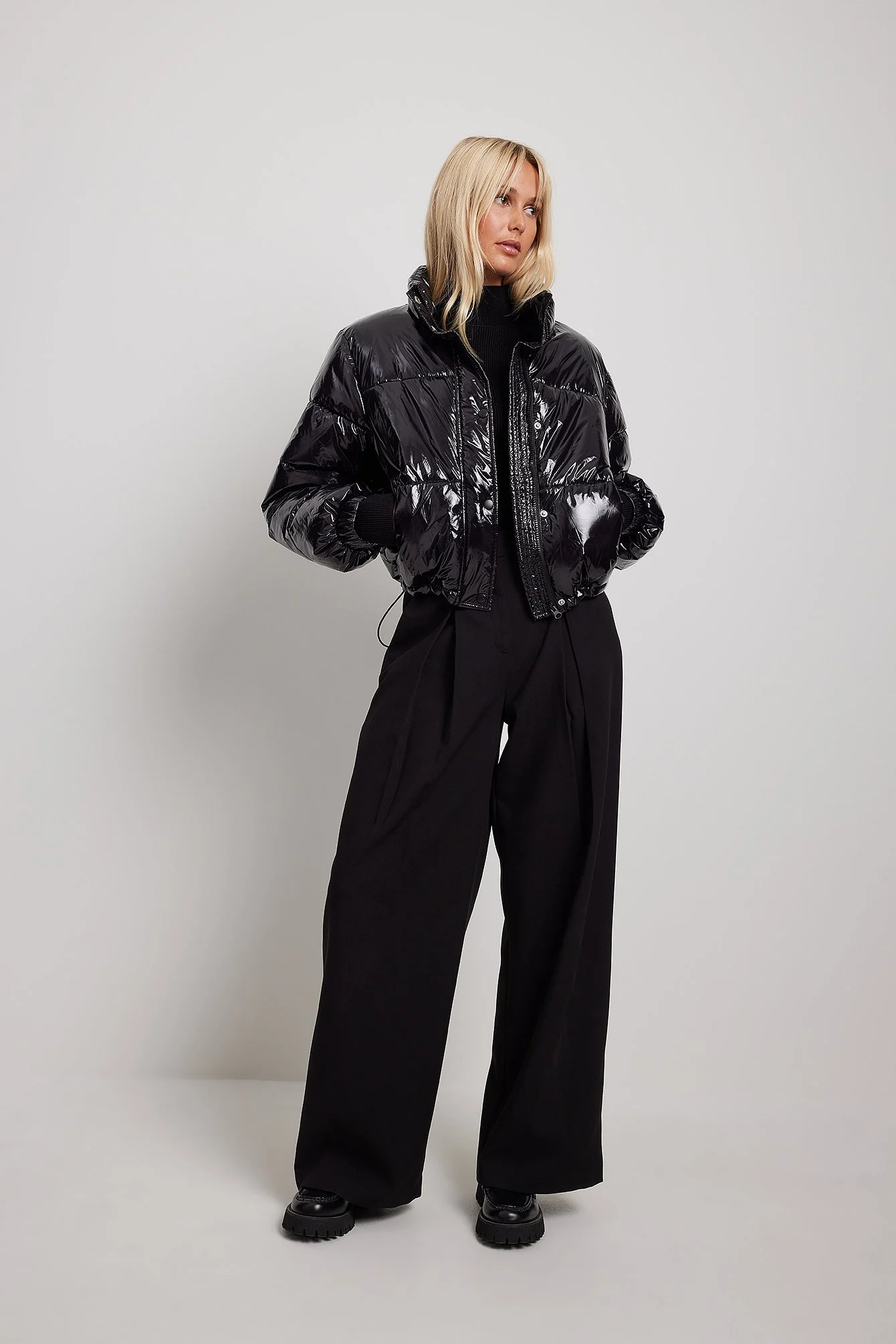 Gepolsterte glänzende Jacke