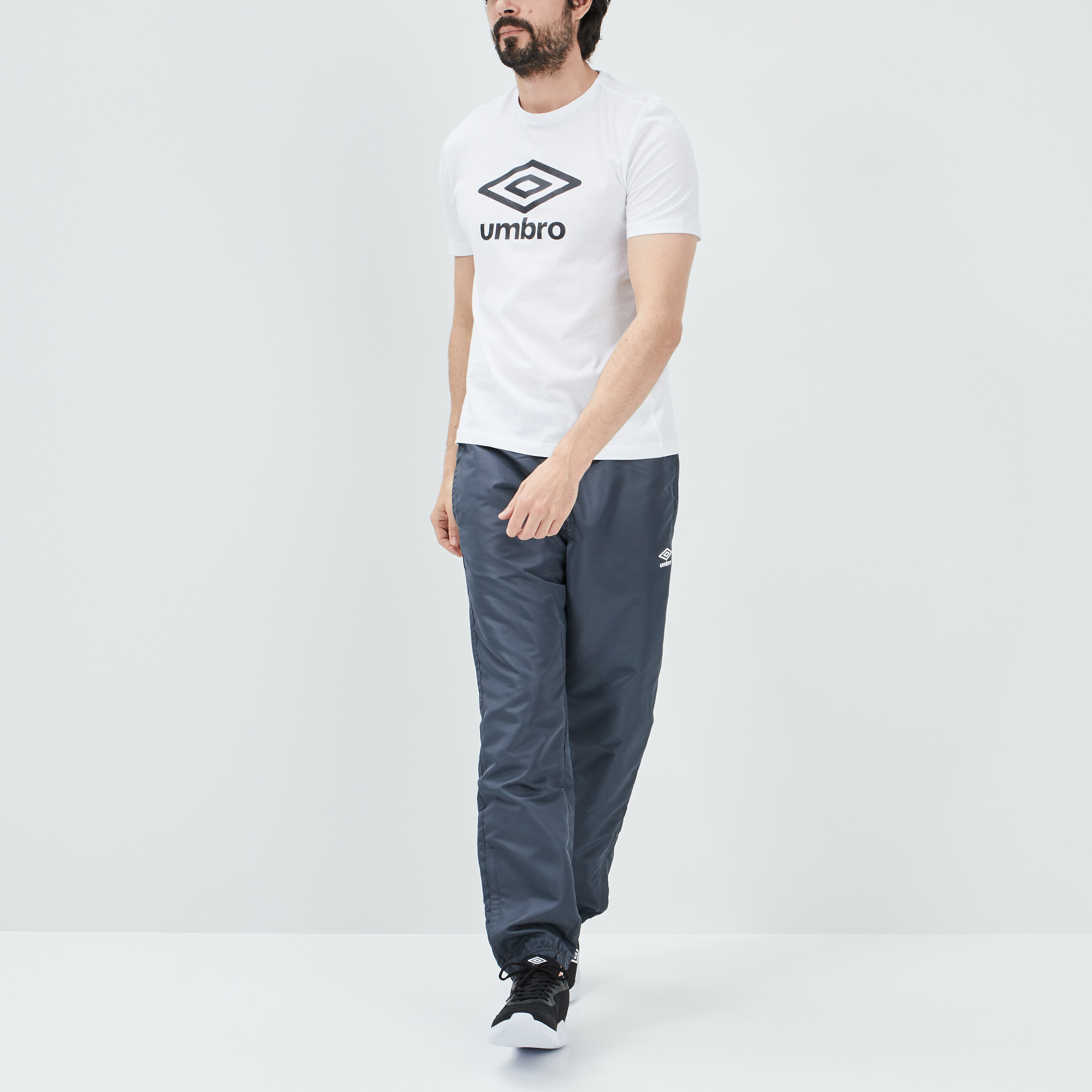 T-shirt manches courtes Umbro blanc homme | La Halle