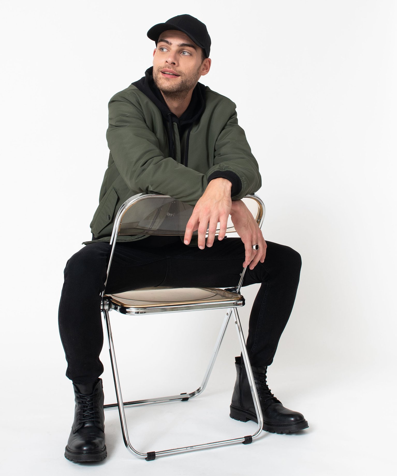 Sweat à capuche en molleton imprimé homme noir | GEMO