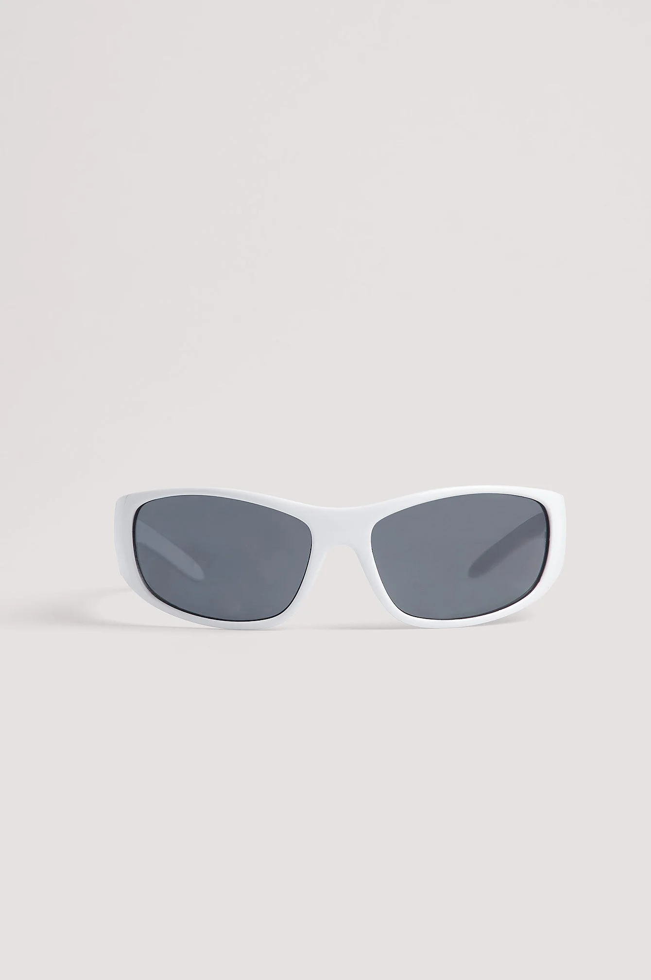 Schmale, sportliche Sonnenbrille