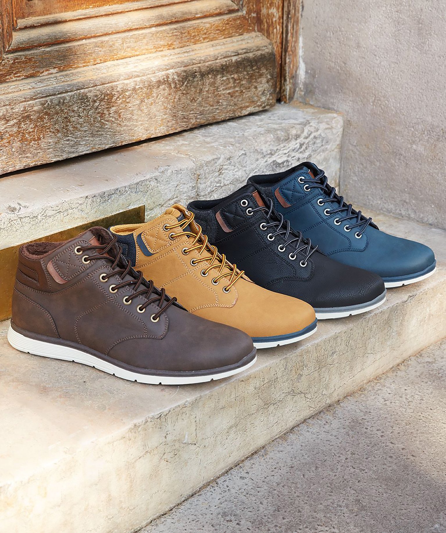 Baskets homme semi-montantes avec col rembourré en tissu noir | GEMO