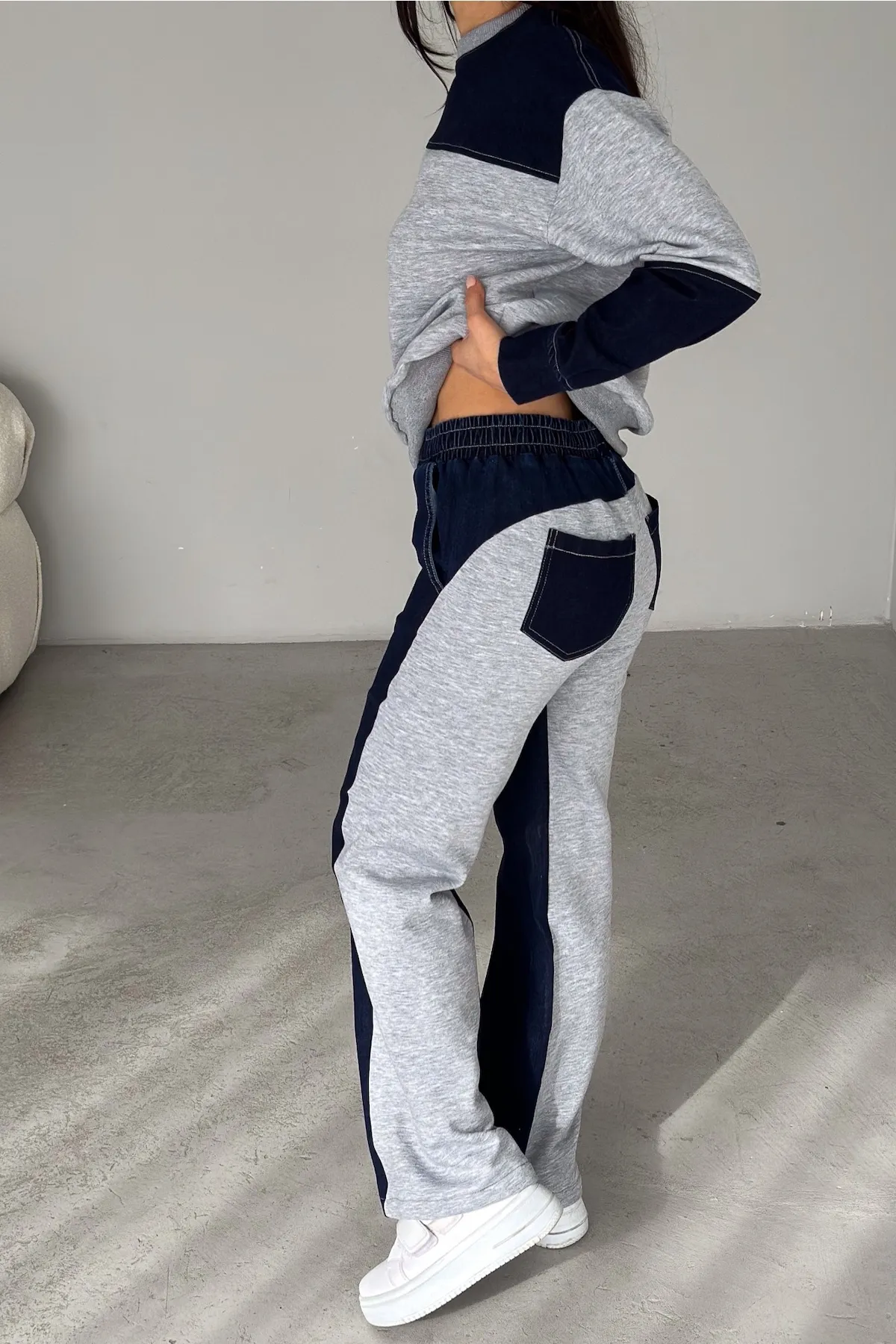 FEMELLE  Set aus Oberteil und Hose aus Denim mit elastischem Bund