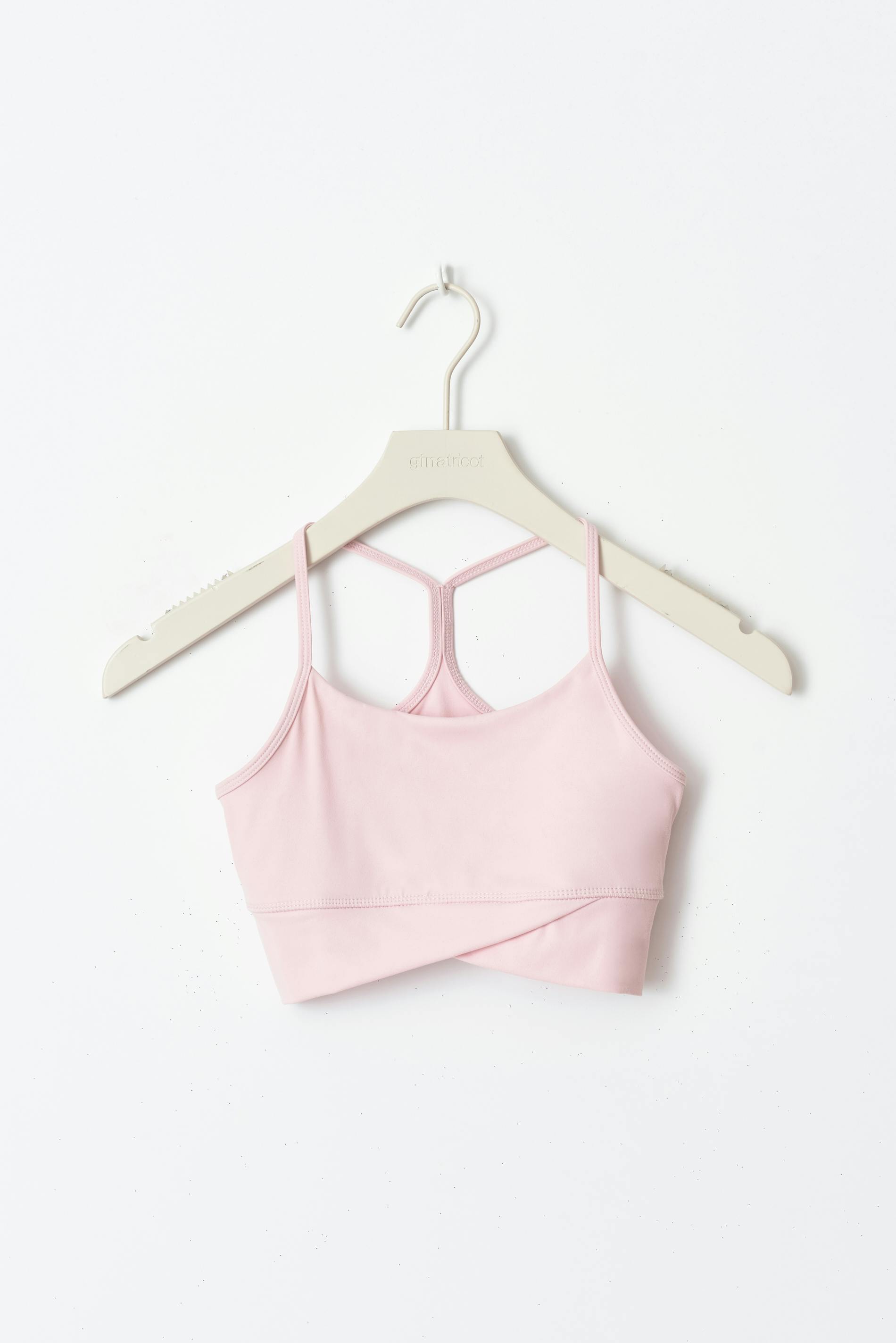 Sporty yoga top