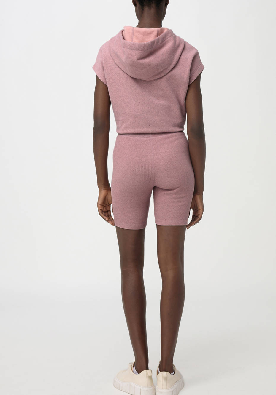 Biker Shorts BetterRecycling aus Bio-Baumwolle