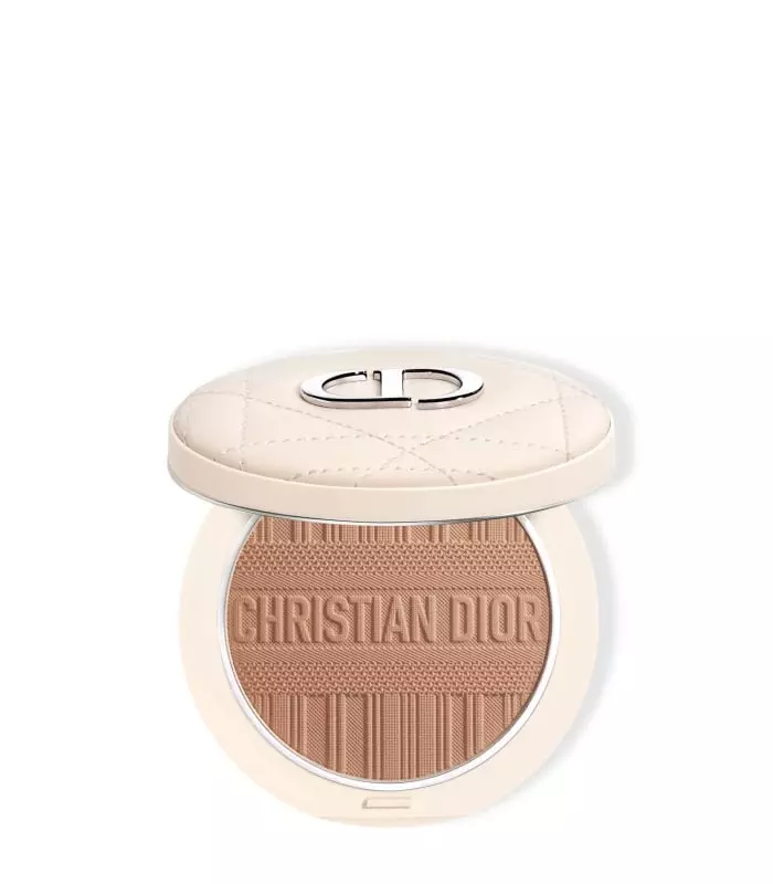 DIOR FOREVER Poudre bronzante effet bonne mine fini ensoleillé - 95 % de pigments d'origine minérale