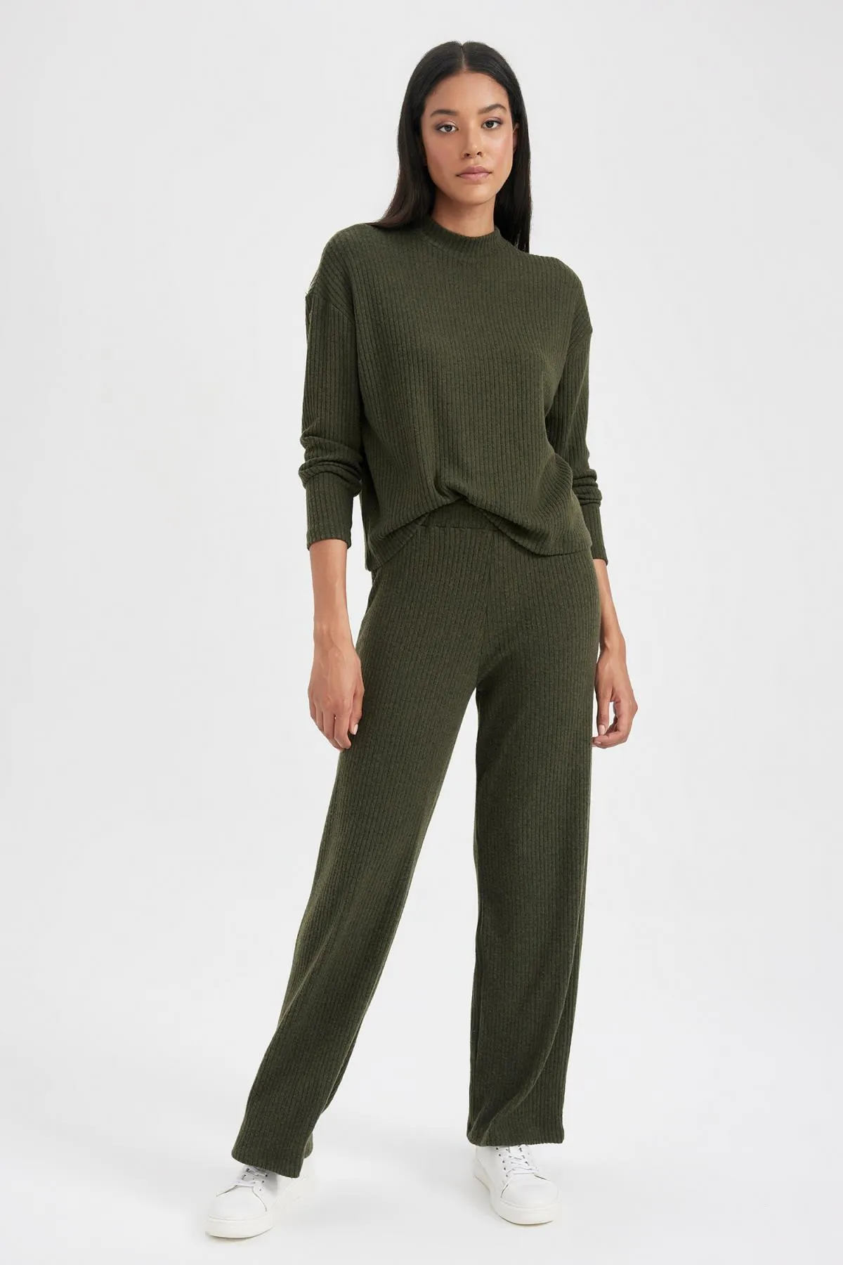 DeFacto  Gerippte Camisole-Jogginghose mit normaler Passform