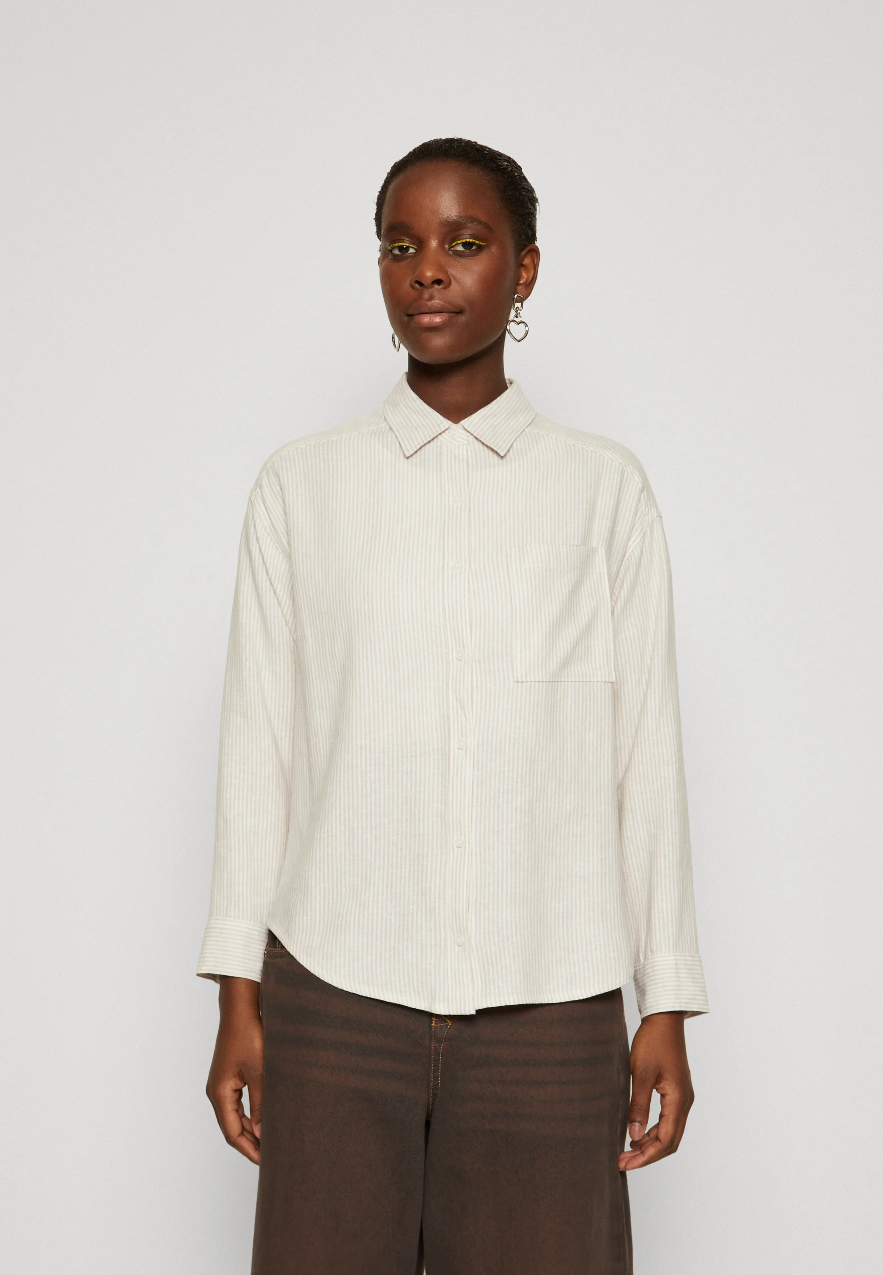 Camisa Hollister Co. OVERTamaño - Camisa