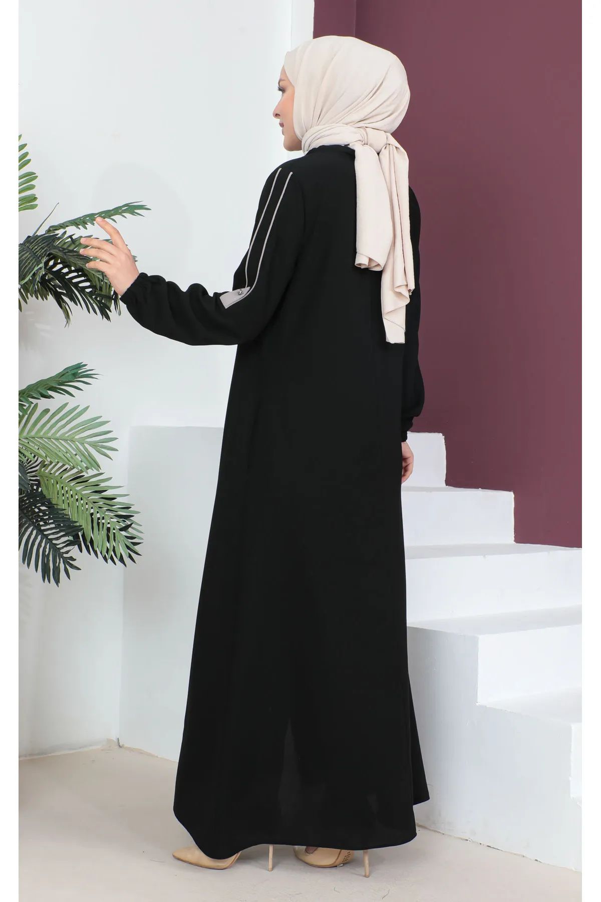 Tesettür Dünyası  Geknöpfte Ärmel Hijab Abaya Tsd230440 Schwarz