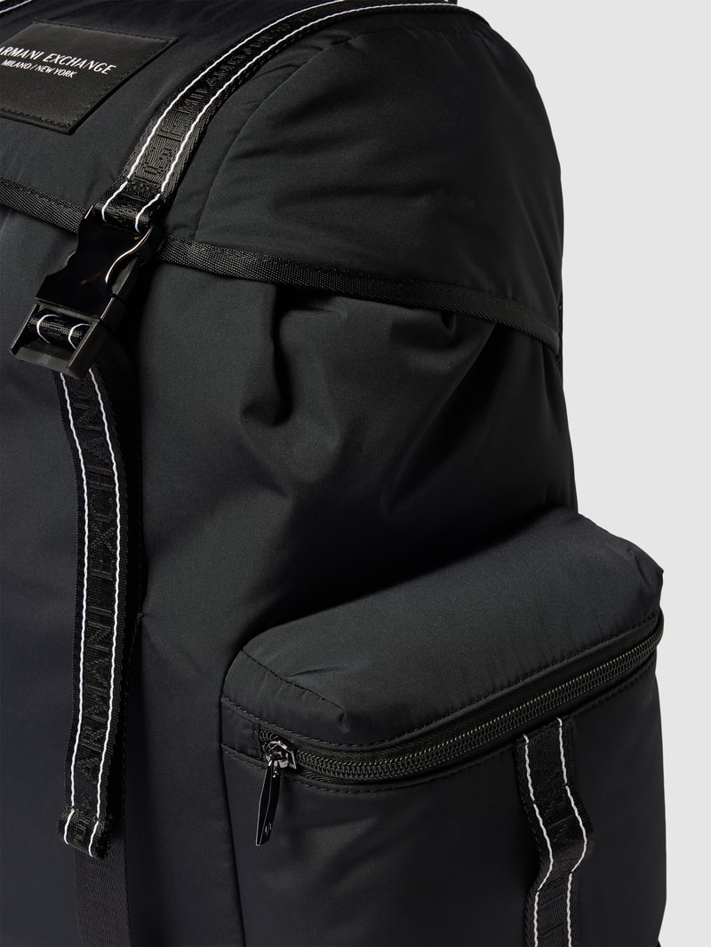 Rucksack mit Label-Patch in schwarz