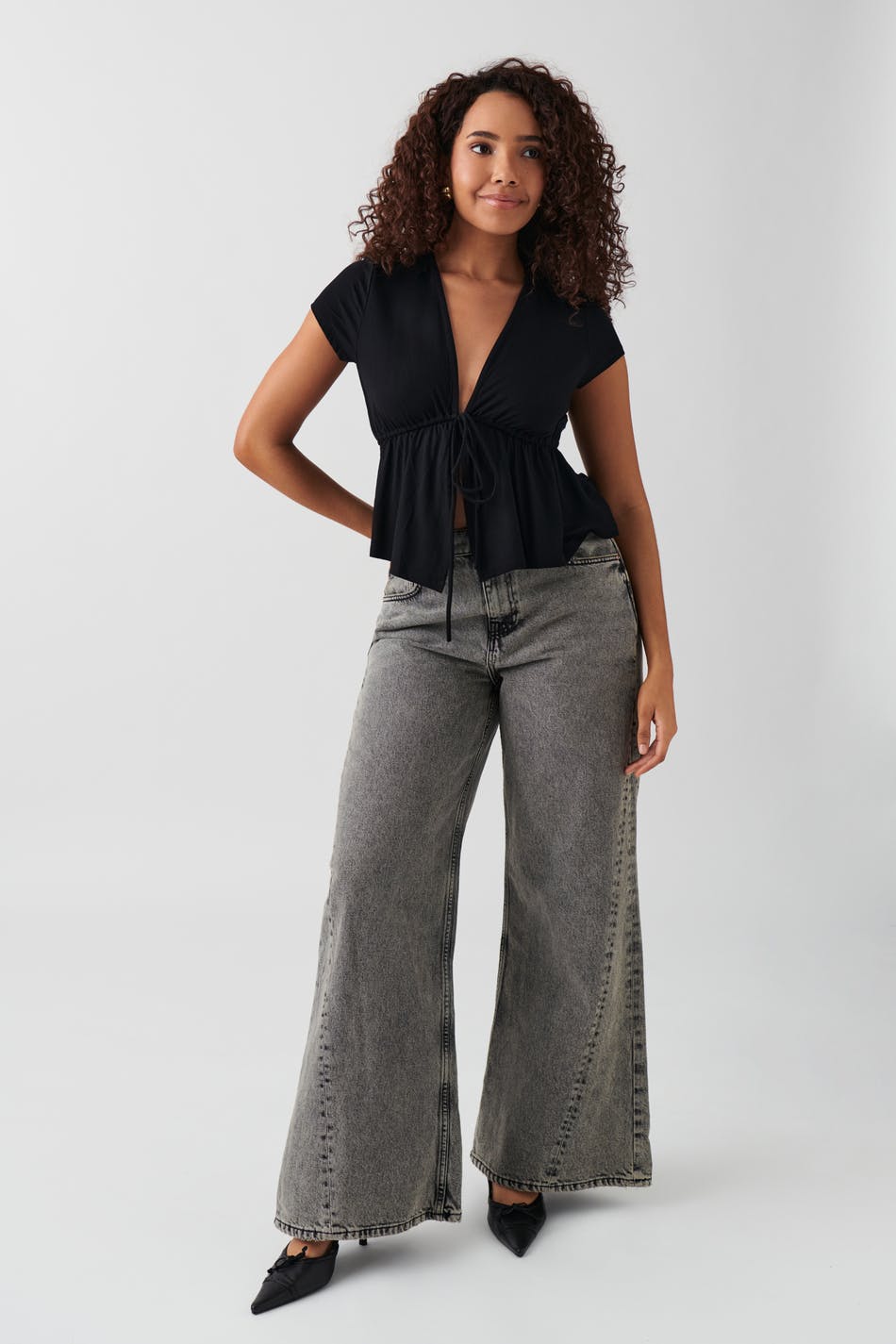 Tie top