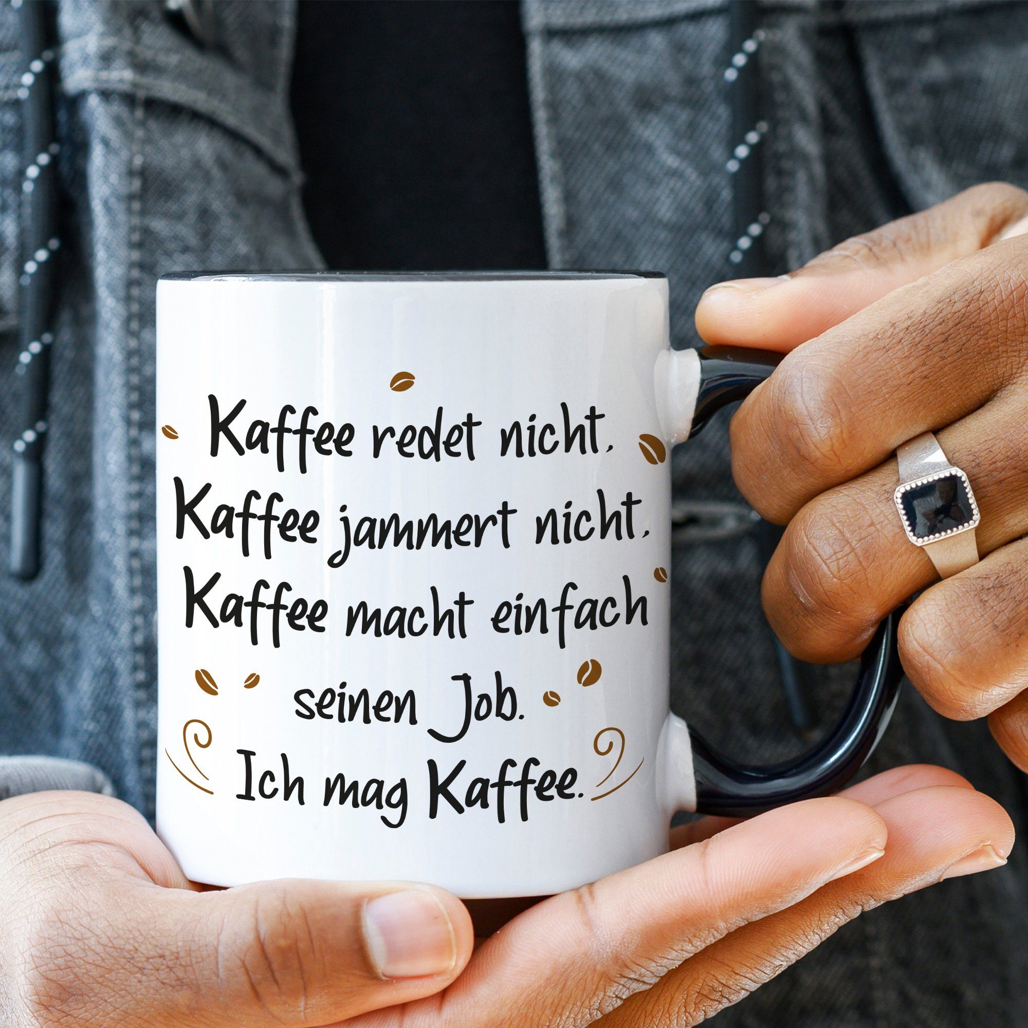 GRAVURZEILE Tasse Bedruckte Tasse mit Spruch - Kaffee redet nicht - Lustige Geschenke - Geschenk für Mama Papa Freunde Geburtstag Muttertag Vatertag Valentinstag Weihnachten - Männer & Frauen